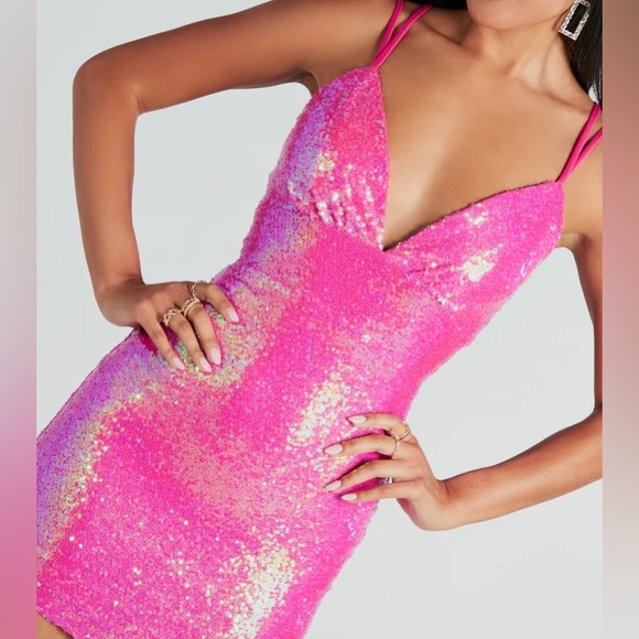 Sparkly sequin dress - Picture 2 of 4